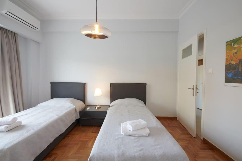 Apartment In The Heart Of The City เอเธนส์ ภายนอก รูปภาพ